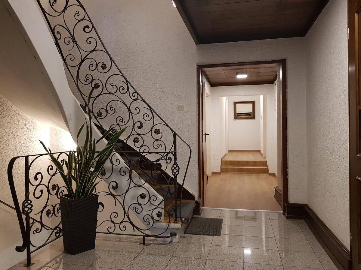 Hotel Kronberg ครอนแบร์ก อิม เทานุส ภายนอก รูปภาพ